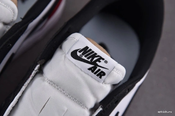 Cheap EP Jordan Low (GS) 553560-116 1 Toe 553560-116 Black 0109